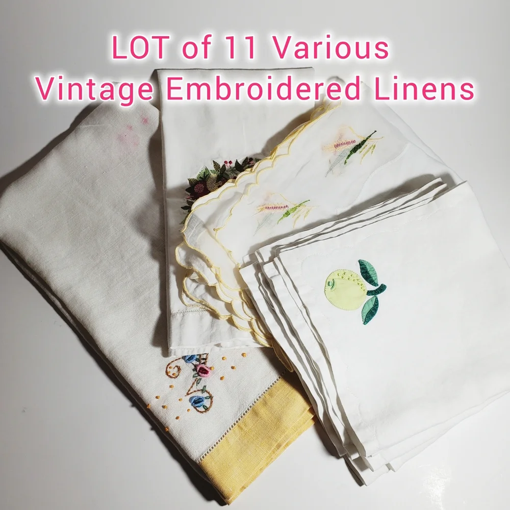 LOT of (11)  Vintage Embroidered Cocktail Napkins, Kitchen Towels & Tea Towels